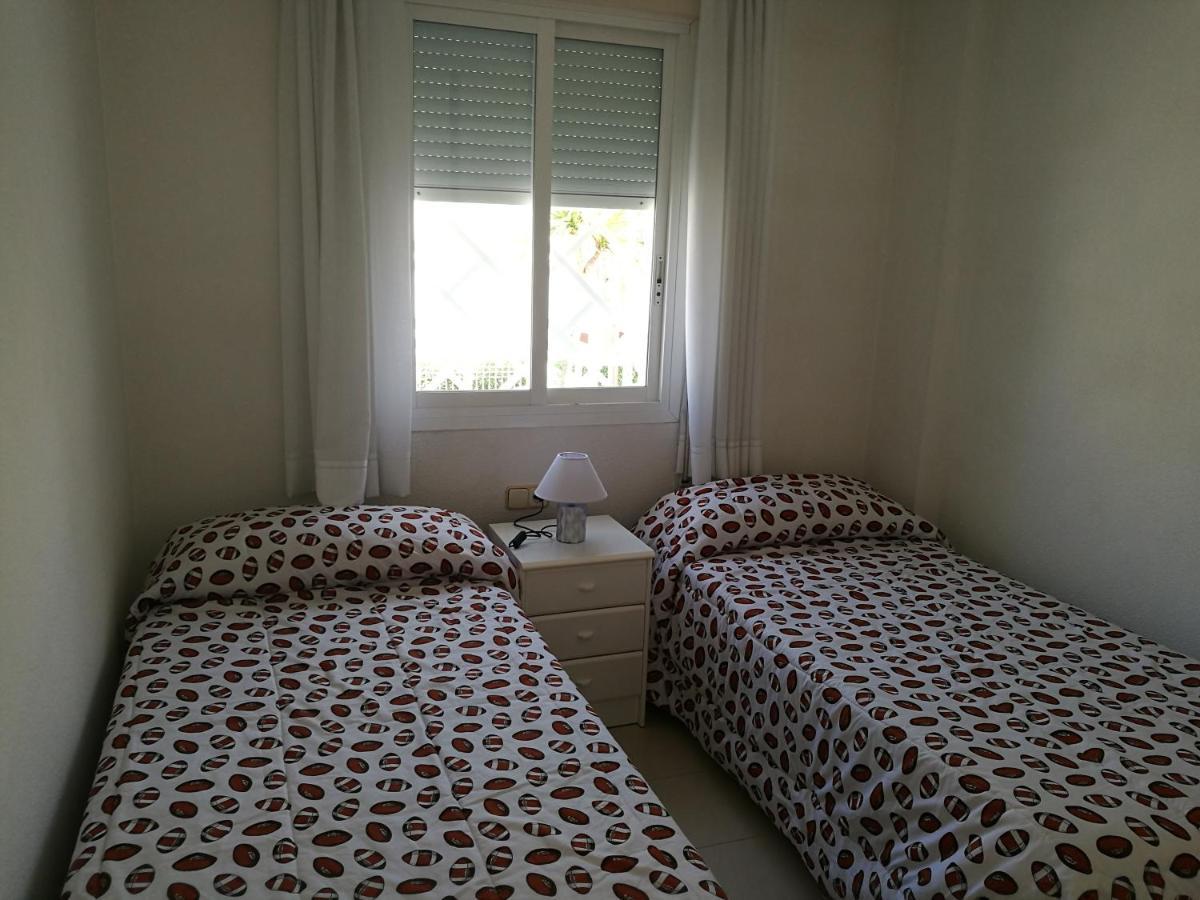 Apartamento para 4 personas con piscinas Vinaros Bagian luar foto